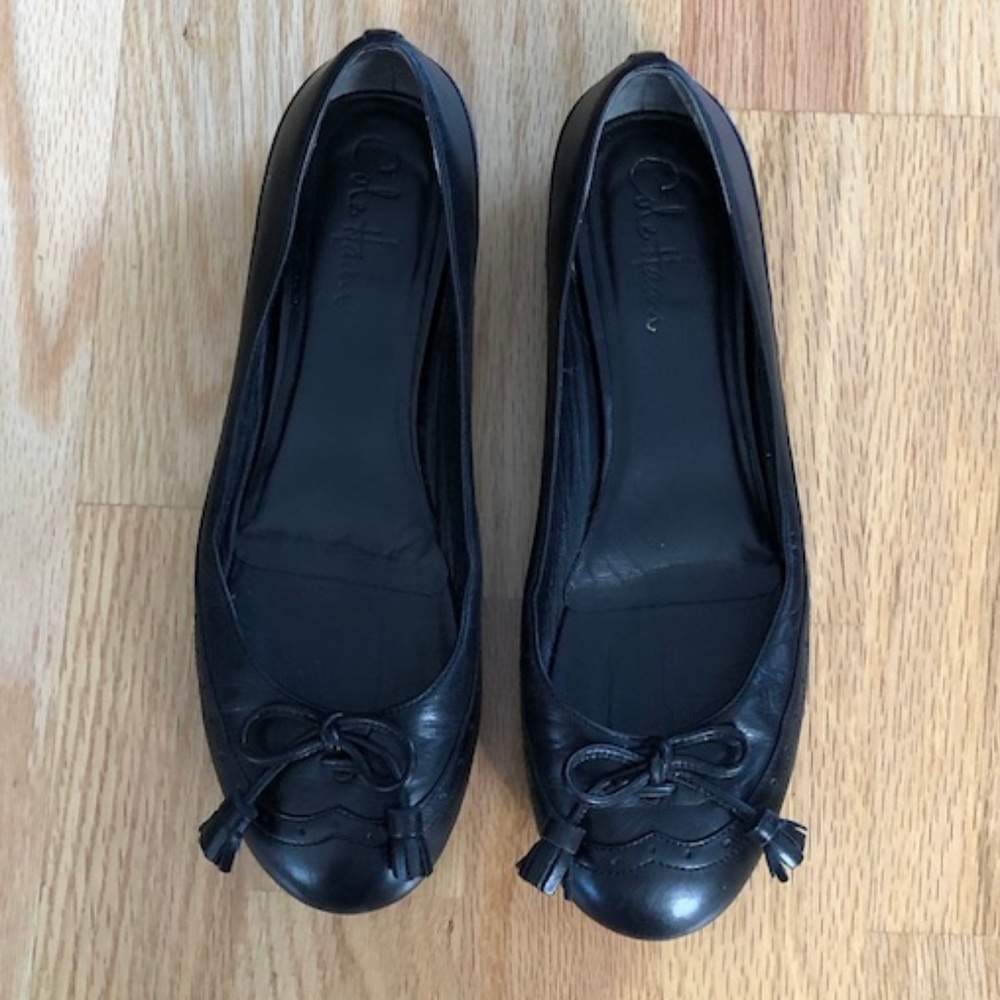 Cole Haan Ballet Flats - wing tip/bow detail - 7.5